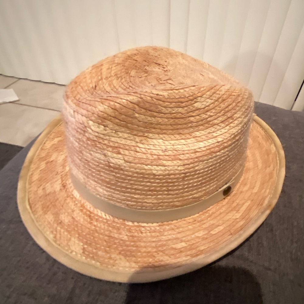 Baby boy Straw hat with cream band. Size 9-12 months
